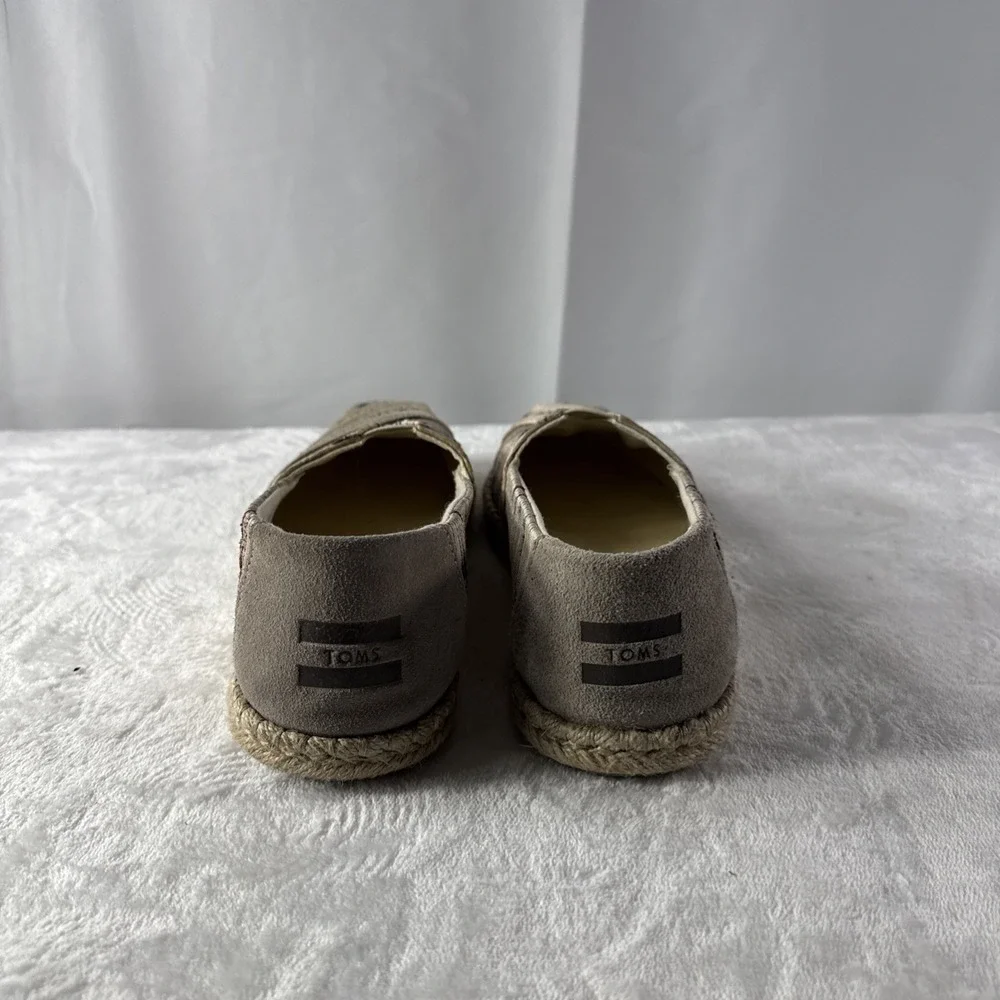 TOMS WOMEN'S CLASSIC ESPADRILLES Sz  8.5  BIRCH METALLIC SLUBBY STRIPE 10013506